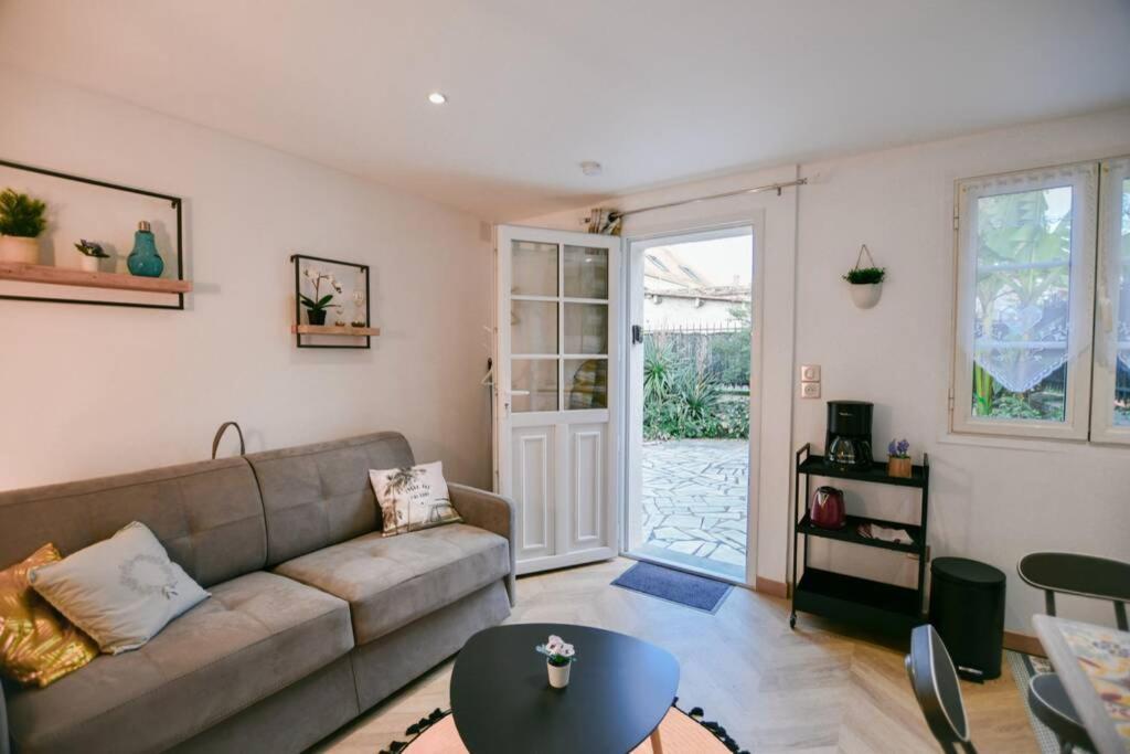 Instant Fleury, Studio Cosy Avec Jardin Secret Barbizon Eksteriør bilde